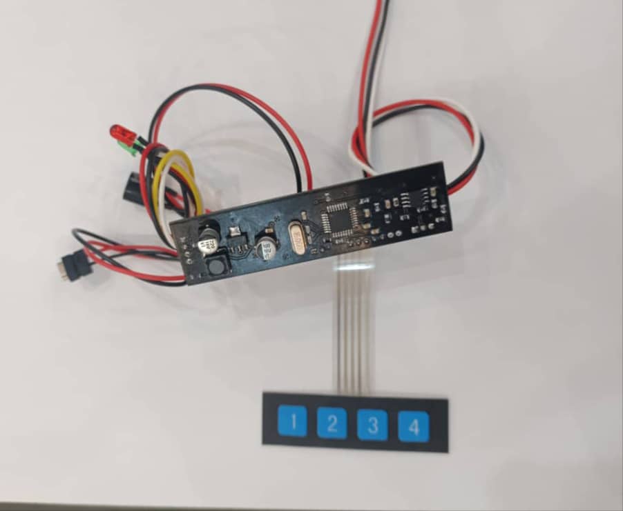 مدار عصایی تک سنسور بدون صفحه نمایش